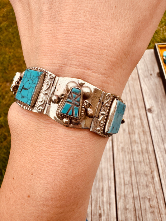 Vintage Sterling Silver Native Turquoise Bracelet