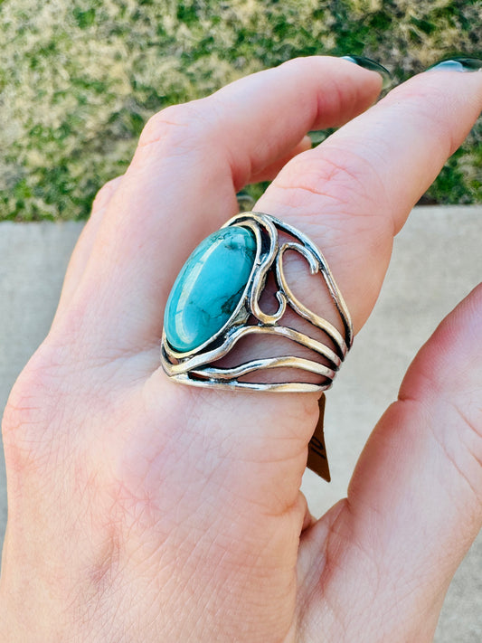 Vintage Sterling Silver Turquoise Ring