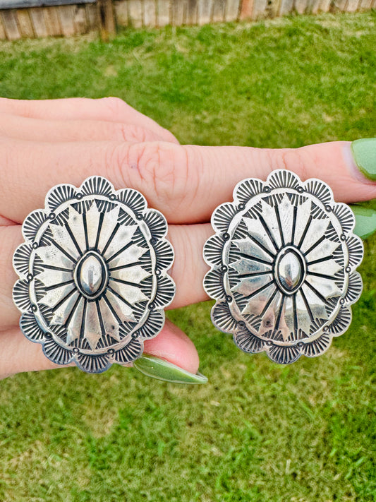 Vintage Sterling Silver Conch Earrings