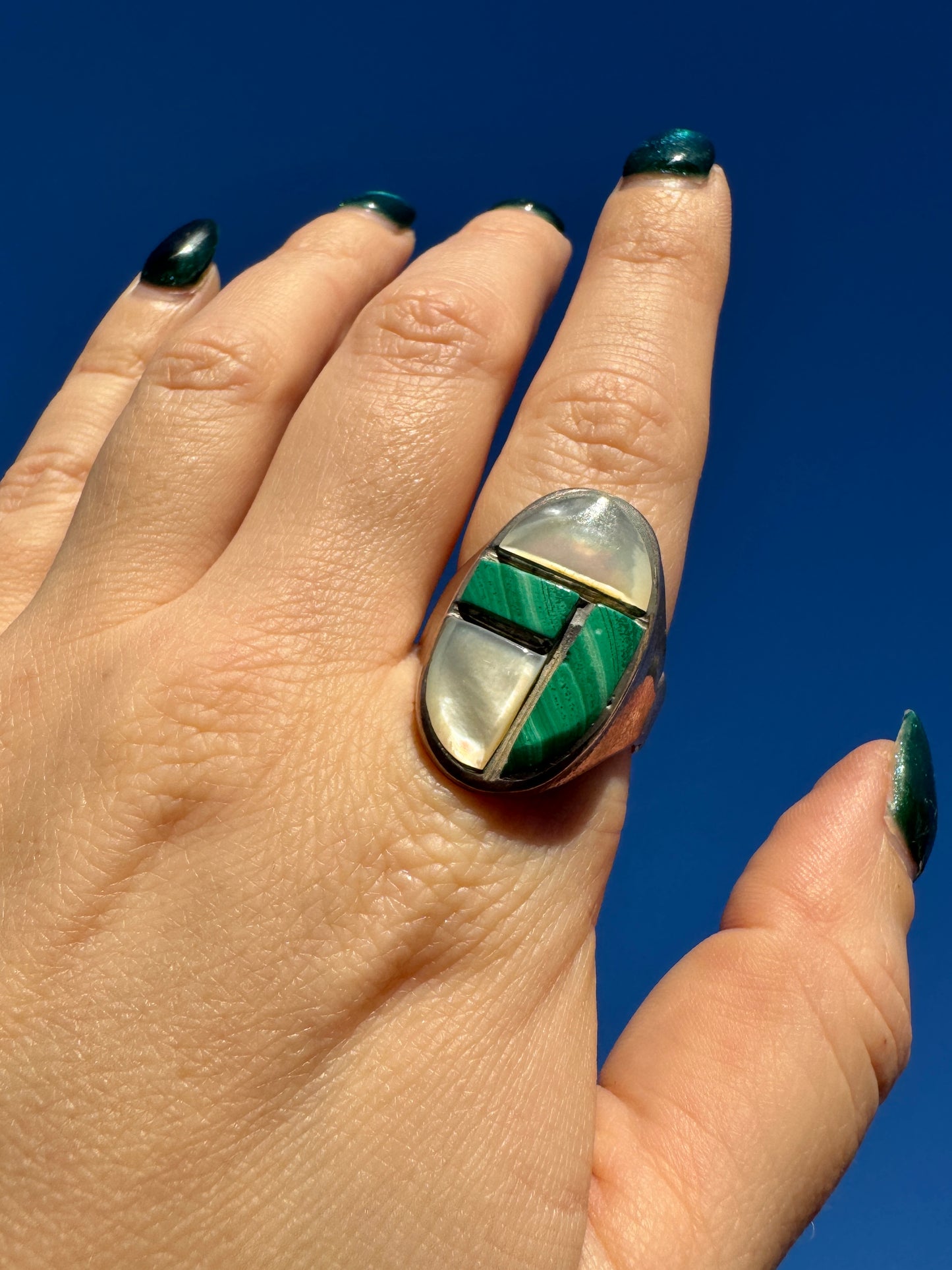 Vintage Sterling Silver Malachite and Mother of Pearl Ring