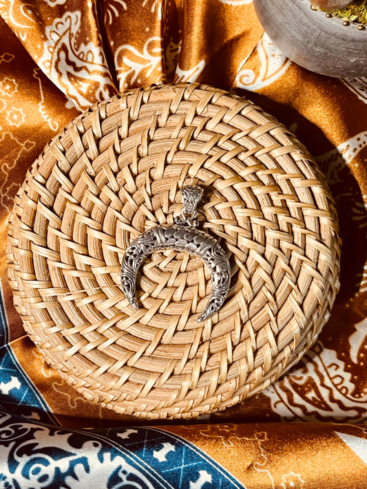 Sterling Horseshoe Pendant