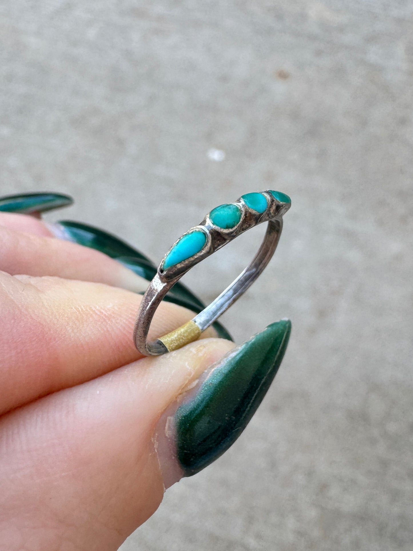 Vintage Dainty Sterling Turquoise Band Ring