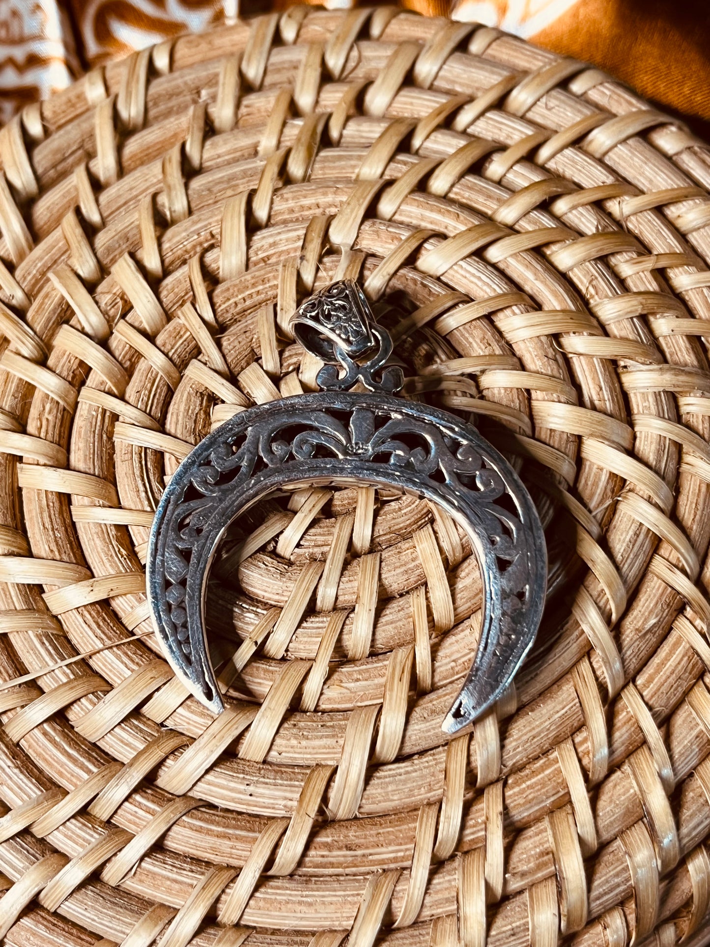 Sterling Horseshoe Pendant