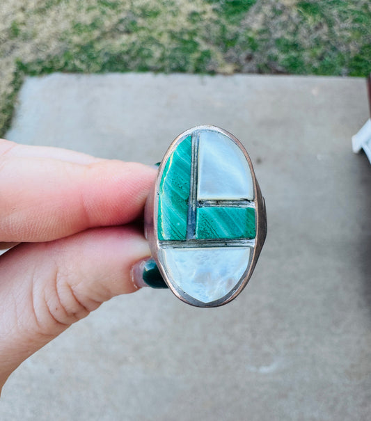 Vintage Sterling Silver Malachite and Mother of Pearl Ring