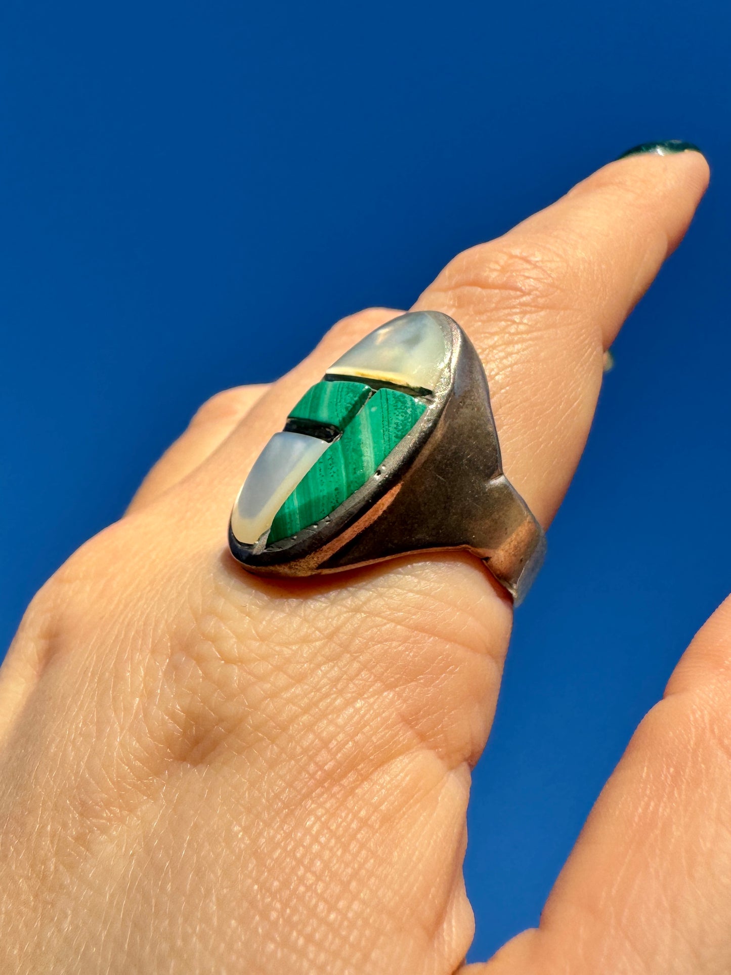 Vintage Sterling Silver Malachite and Mother of Pearl Ring