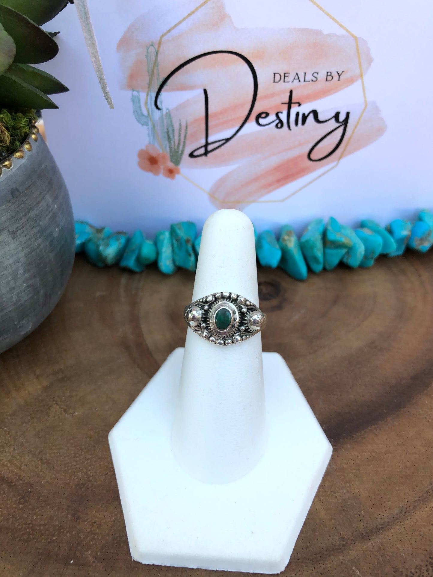 Vintage Sterling Silver Green Stone Ring