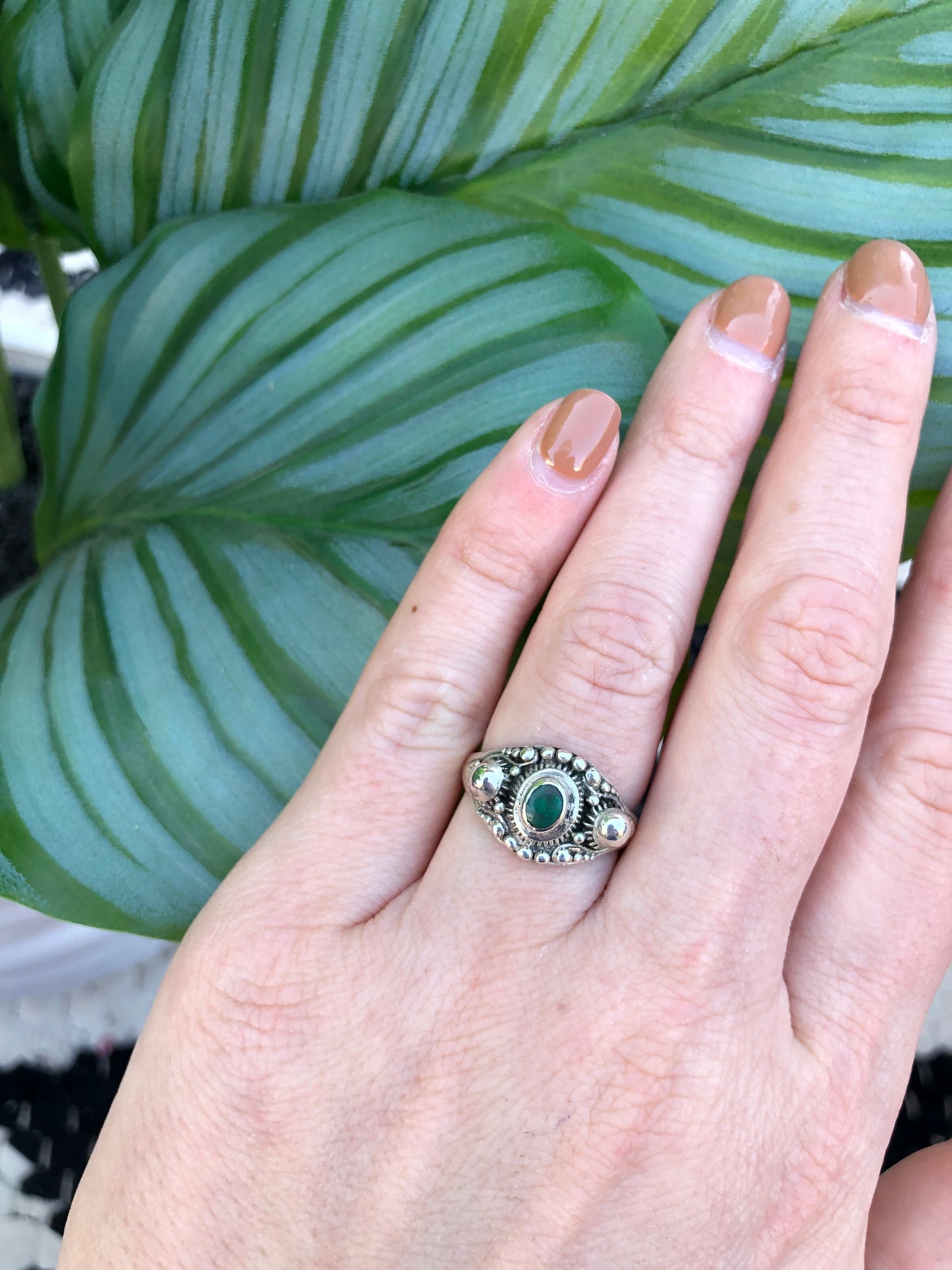 Vintage Sterling Silver Green Stone Ring