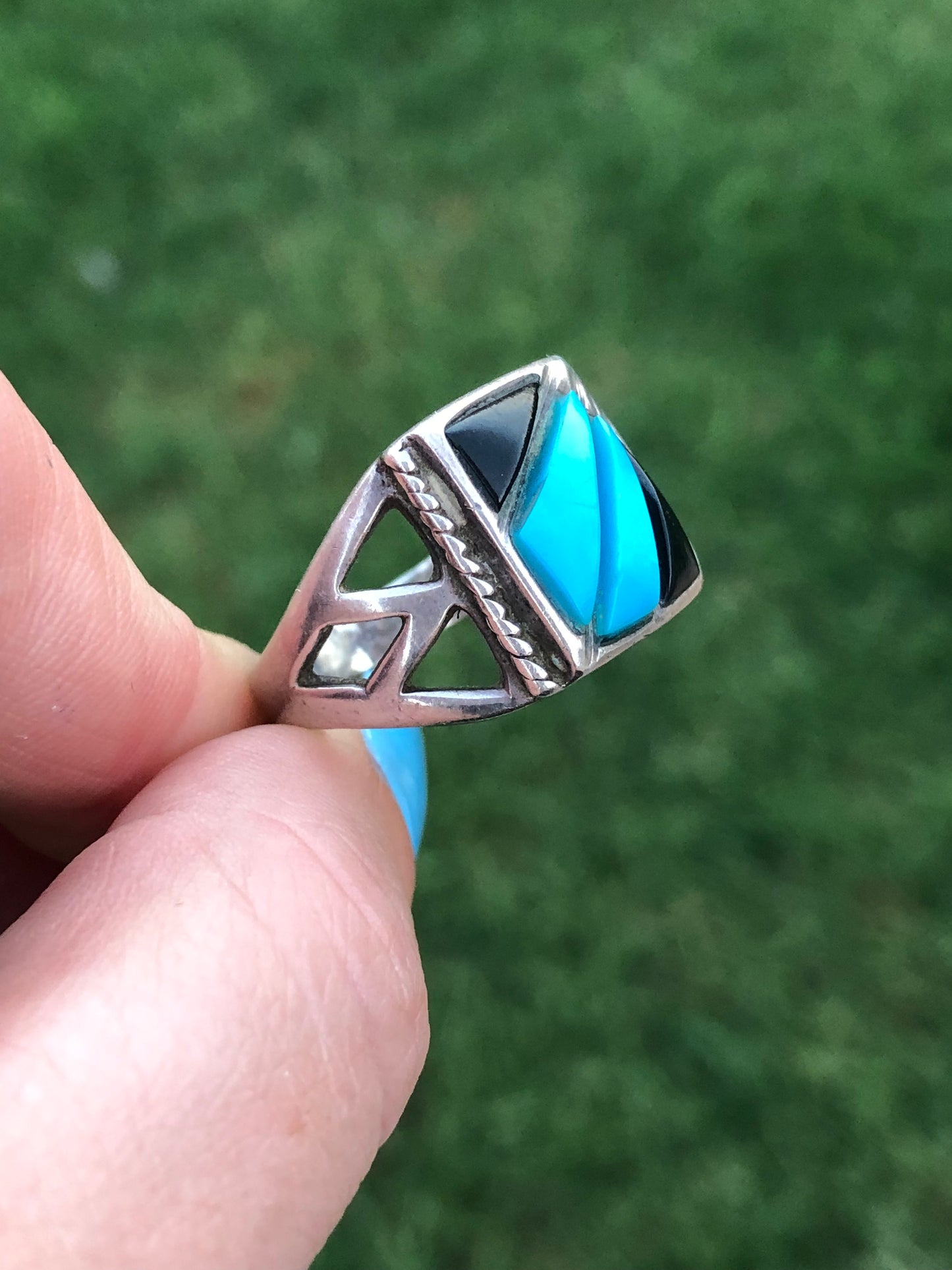 Vintage Sterling Native American Turquoise Bear Claw Ring