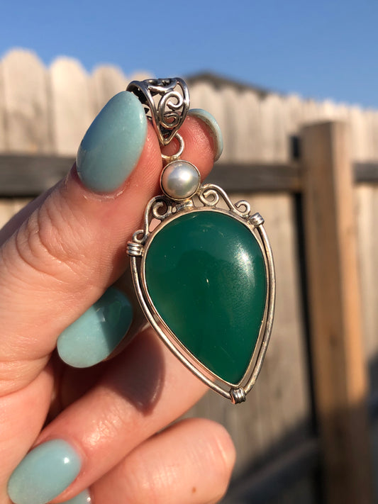 Vintage Sterling Jade and Pearl Pendant