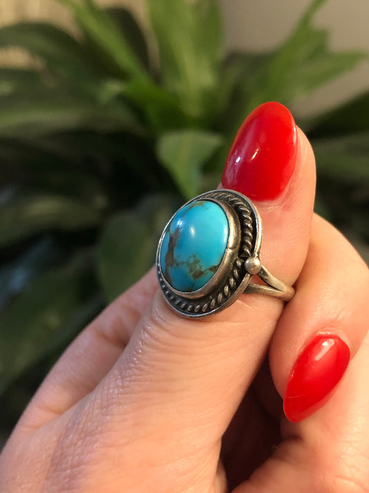 Vintage Sterling Silver Turquoise Ring