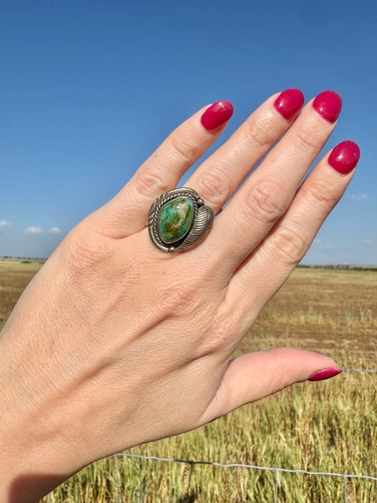 Vintage Native Sterling Turquoise Ring