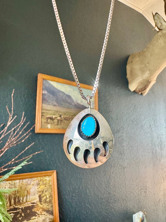 Vintage Sterling Turquoise Bear Claw Necklace