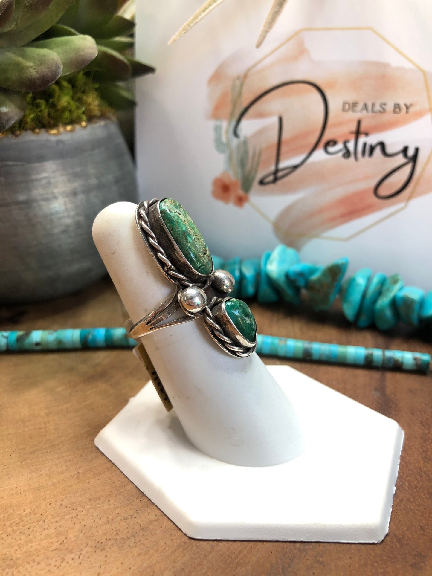 Old Pawn Vintage Sterling Silver Green Stone Ring