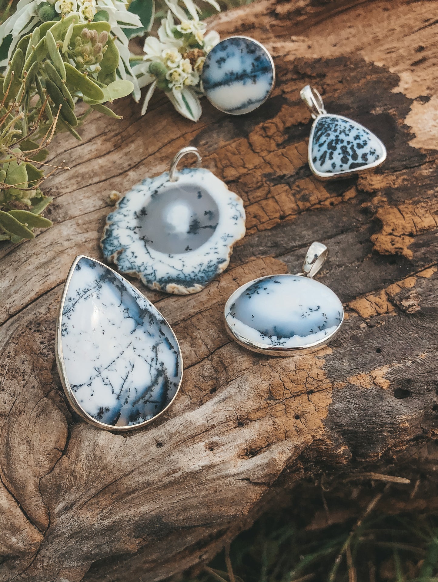 New Sterling Extra Large Dreamy Agate Adjustable Ring
