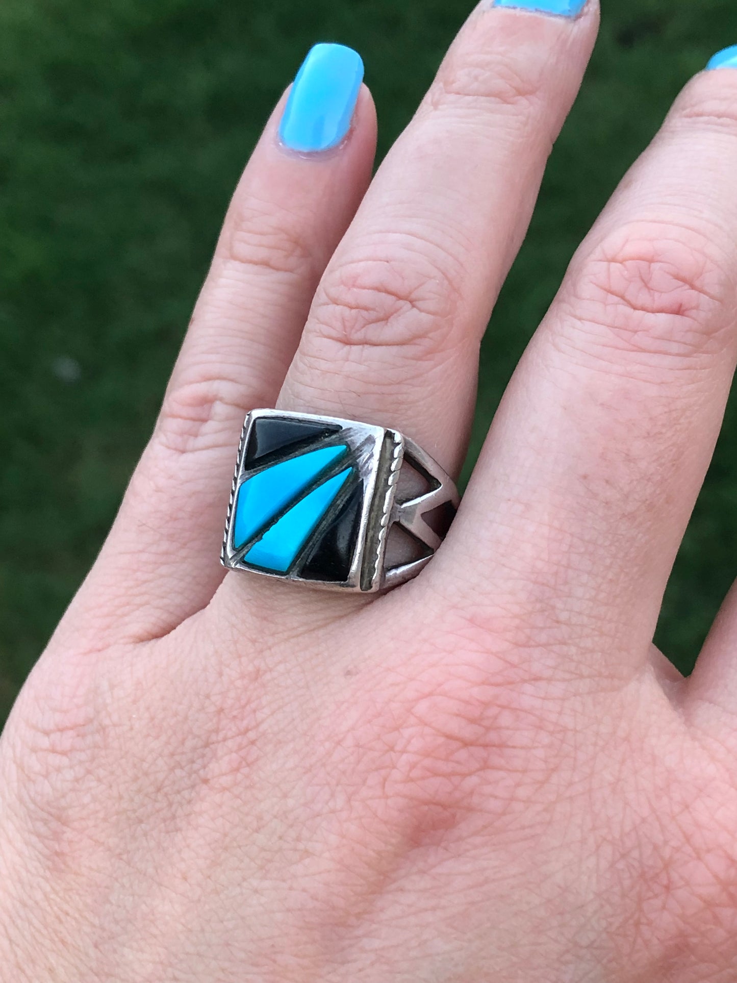 Vintage Sterling Native American Turquoise Bear Claw Ring